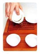 procedures of brewing oolong gongfu tea step 7